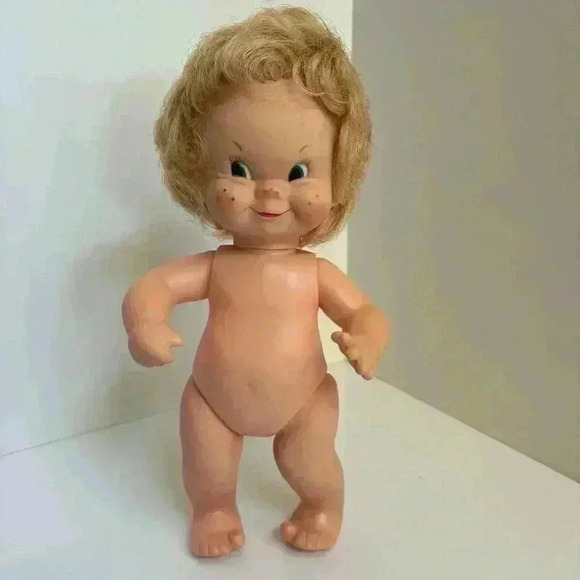 Vintage 60s made in Canada Regal Funny / Silly Face doll with outfit - Picture 3 of 7